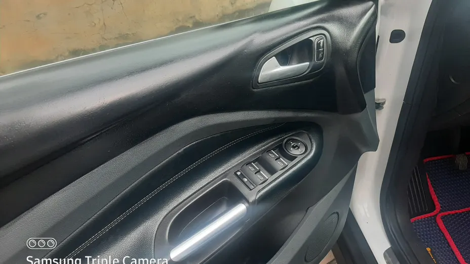 FORD C-MAX C-MAX 1.5 TDCi Titanium