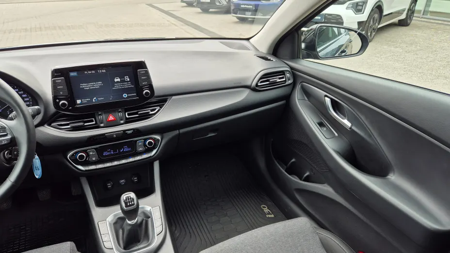 HYUNDAI i30 i30 1.0 T-GDI Smart