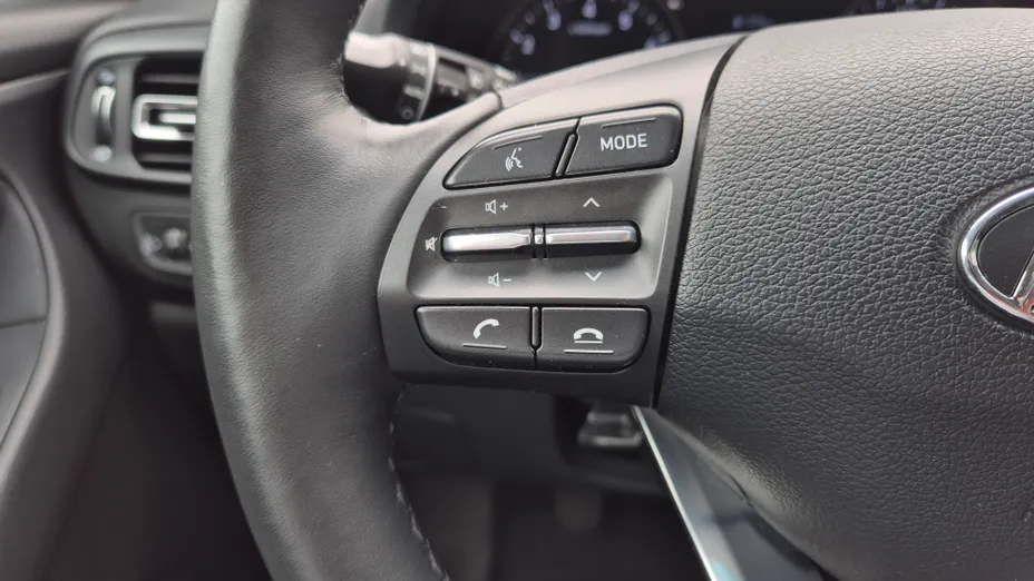 HYUNDAI i30 i30 1.0 T-GDI Smart
