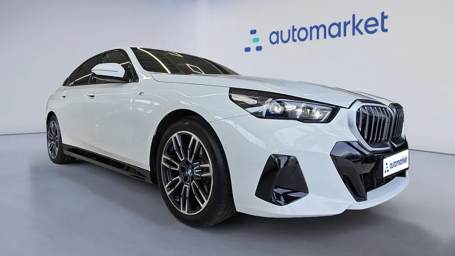 BMW Seria 5 520i mHEV M Sport aut