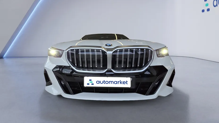 BMW Seria 5 520i mHEV M Sport aut