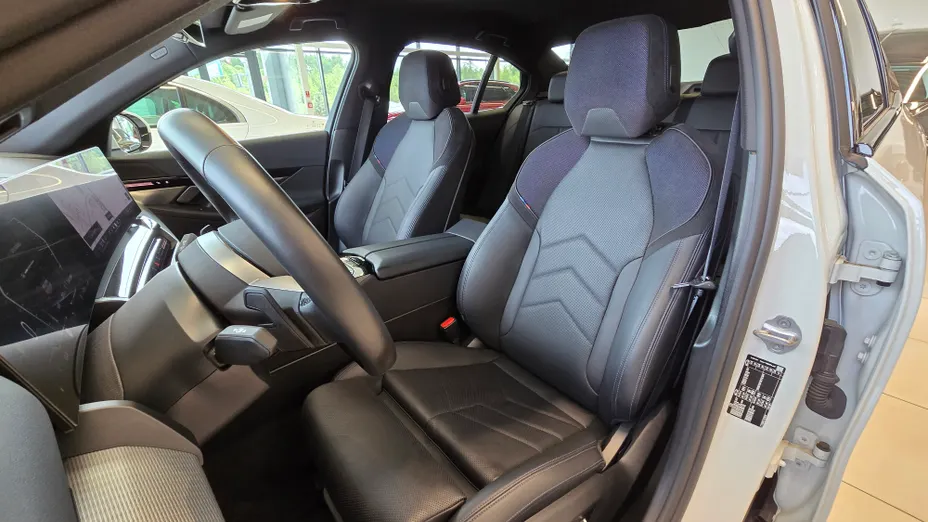 BMW Seria 5 520i mHEV M Sport aut