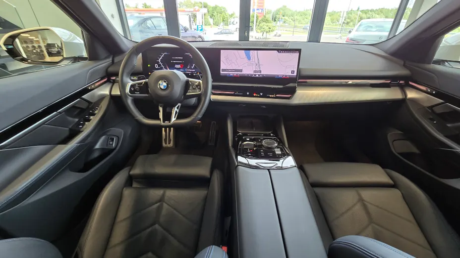 BMW Seria 5 520i mHEV M Sport aut