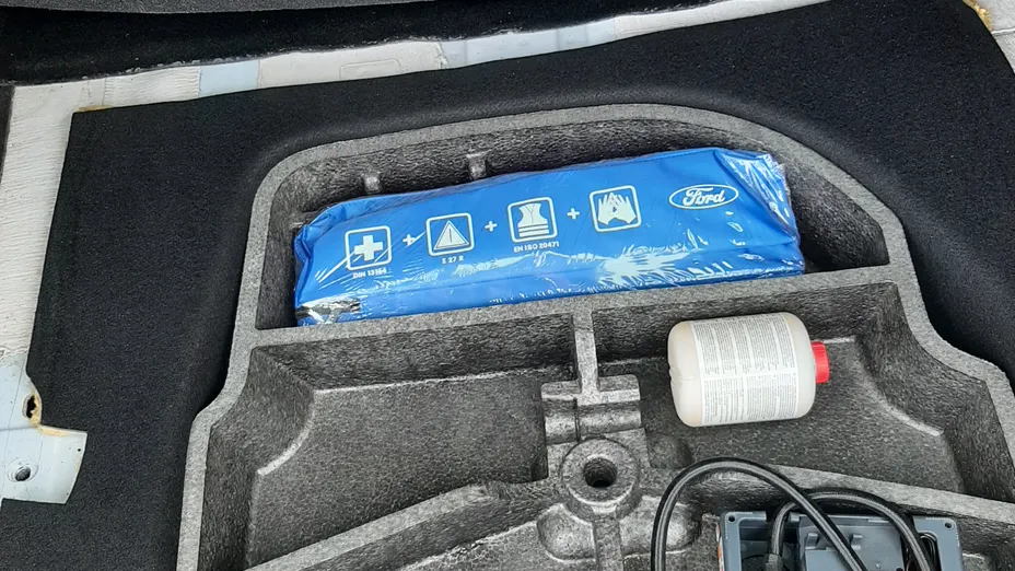 FORD C-MAX C-MAX 1.5 TDCi Titanium