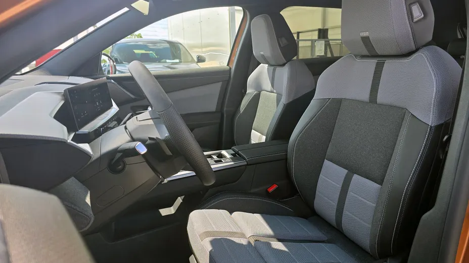 OPEL Grandland Grandland 1.2 T mHEV GS S&S eDTC6 Nowy