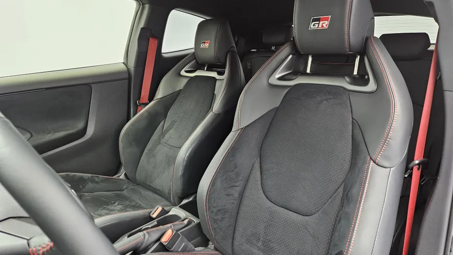 TOYOTA Yaris GR Yaris 1.6 Dynamic aut