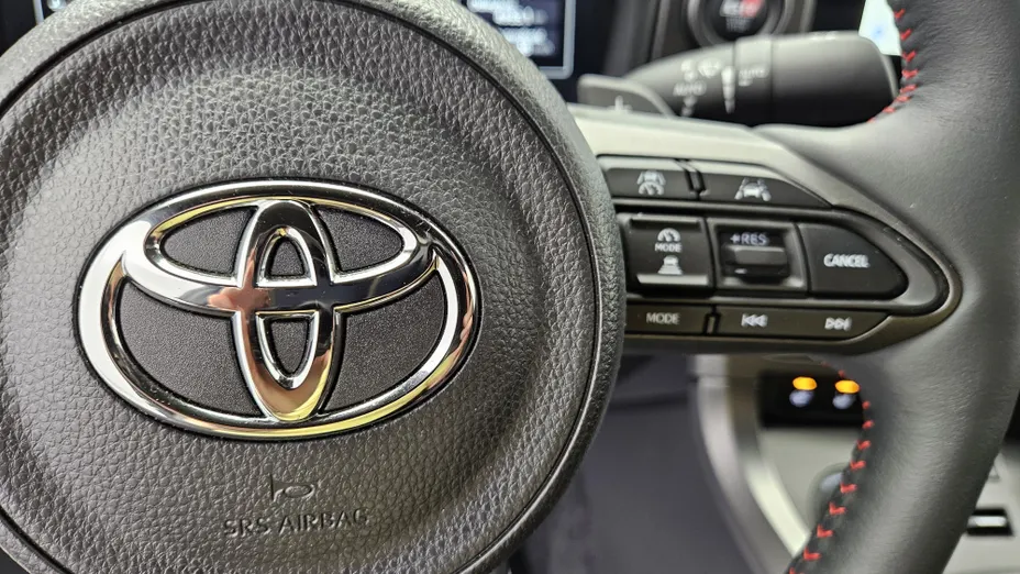 TOYOTA Yaris GR Yaris 1.6 Dynamic aut