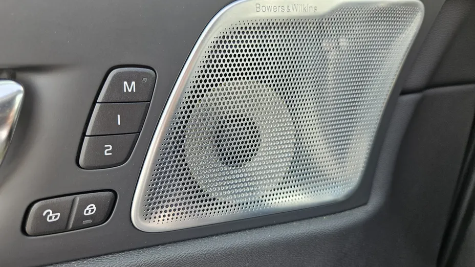 VOLVO XC60 XC60 B5 B AWD Ultra Black Edition aut