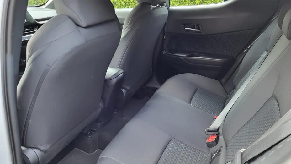 TOYOTA C-HR C-HR 1.8 Hybrid Business