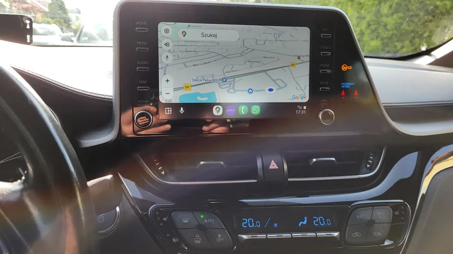 TOYOTA C-HR C-HR 1.8 Hybrid Business