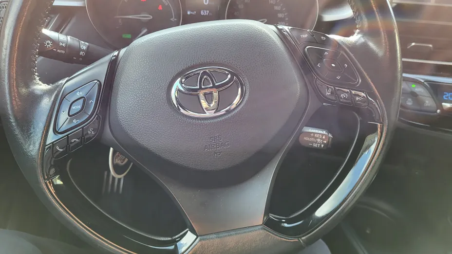 TOYOTA C-HR C-HR 1.8 Hybrid Business