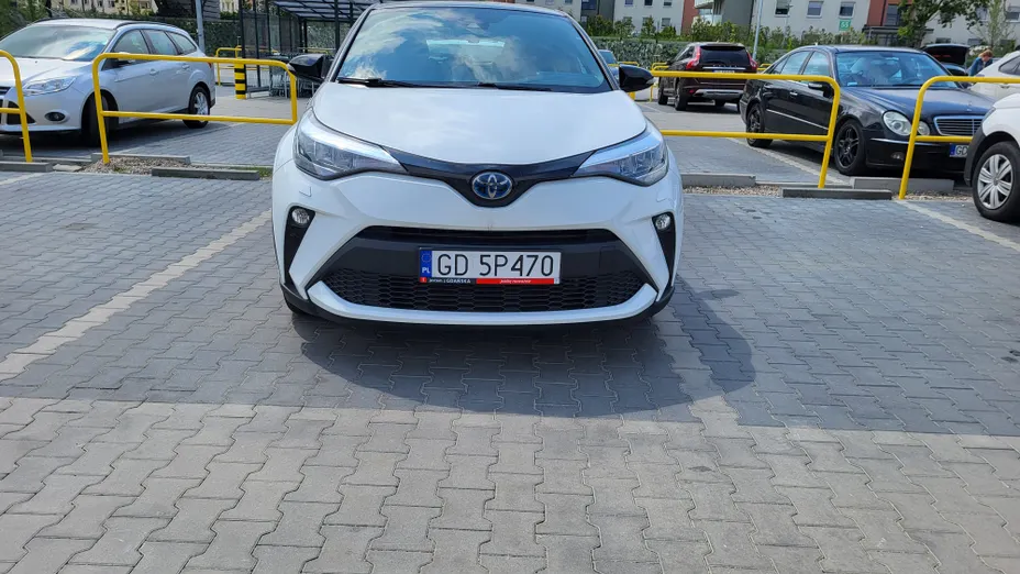 TOYOTA C-HR C-HR 1.8 Hybrid Business