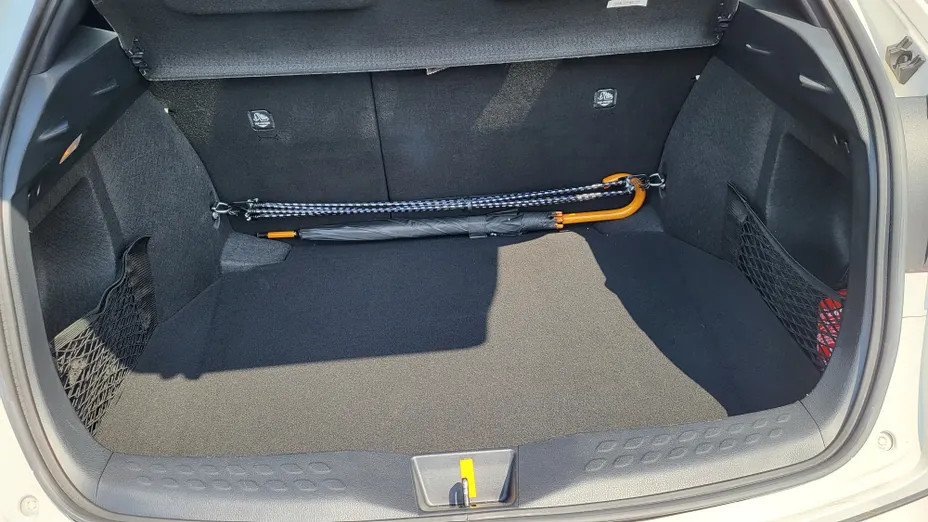 TOYOTA C-HR C-HR 1.8 Hybrid Business