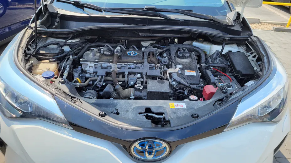 TOYOTA C-HR C-HR 1.8 Hybrid Business