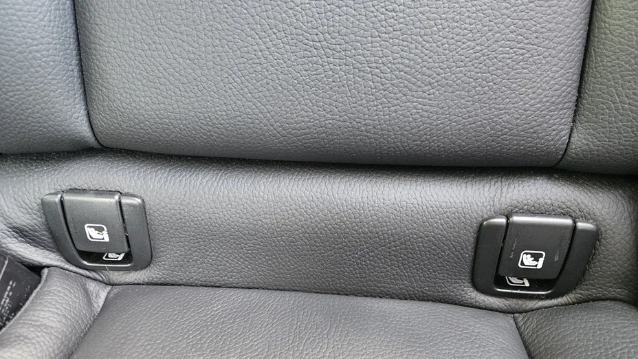 VOLVO V60 V60 B4 B Plus Dark aut