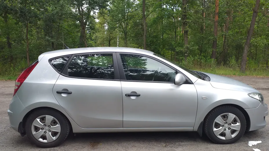 HYUNDAI i30 i30 1.6 CRDi Base +