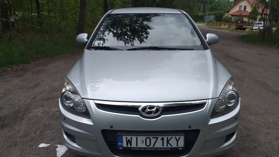 HYUNDAI i30 i30 1.6 CRDi Base +