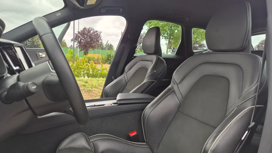 VOLVO XC60 XC60 T4 R-Design aut