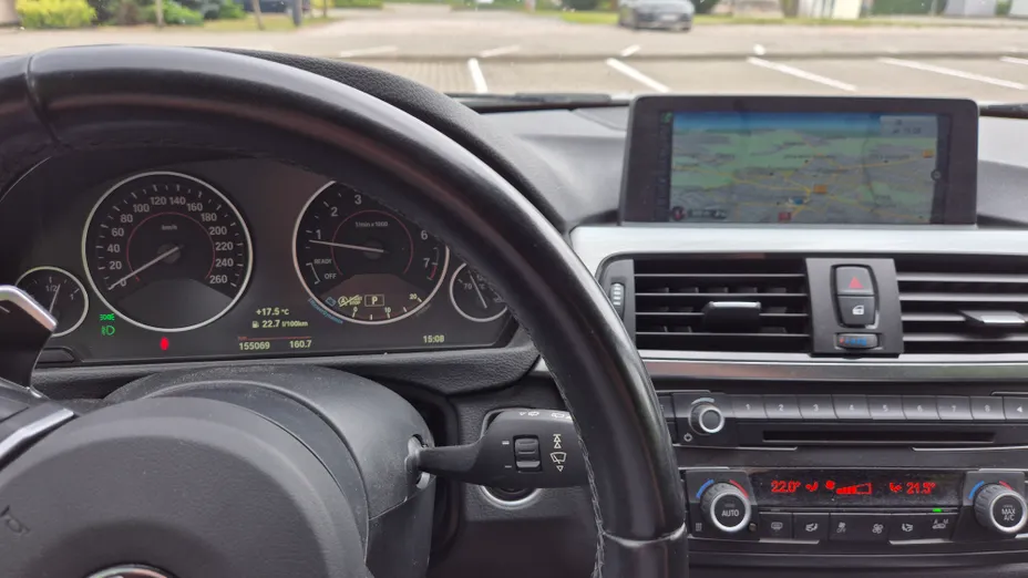 BMW Seria 3 335d xDrive Advantage sport-aut