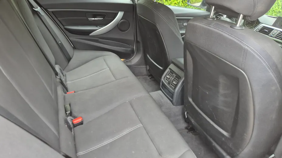 BMW Seria 3 335d xDrive Advantage sport-aut