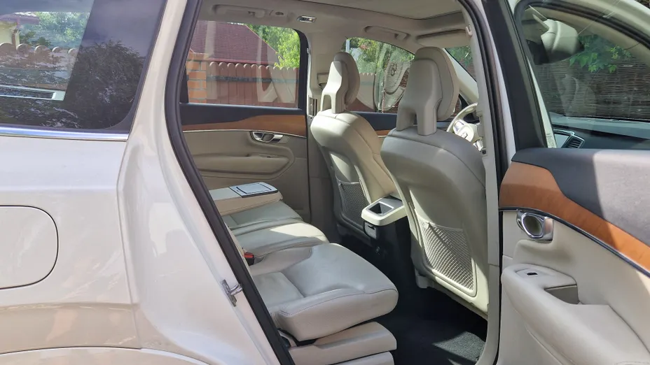 VOLVO XC90 XC90 T6 AWD Momentum aut