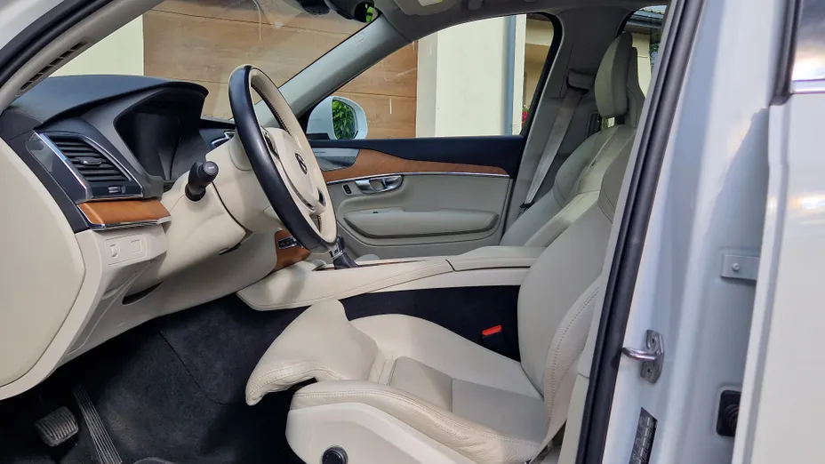 VOLVO XC90 XC90 B6 B AWD Momentum Pro aut
