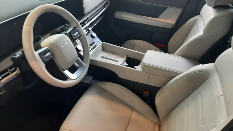 HYUNDAI Santa Fe Santa Fe 1.6 T-GDI HEV Executive aut Nowy