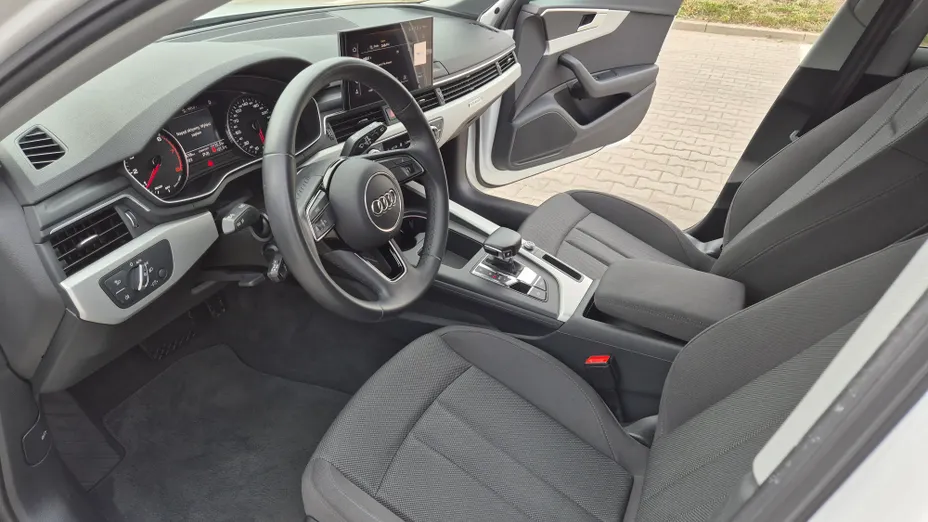 AUDI A4 A4 45 TFSI mHEV Quattro S tronic