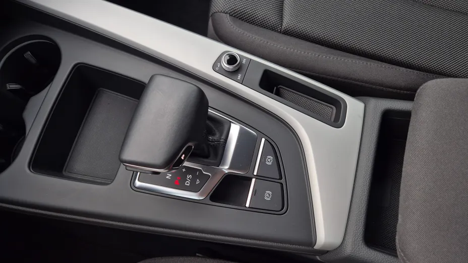 AUDI A4 A4 45 TFSI mHEV Quattro S tronic