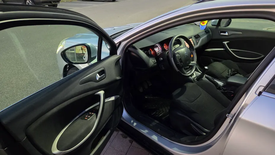 CITROEN C5 C5 2.0 HDi Confort