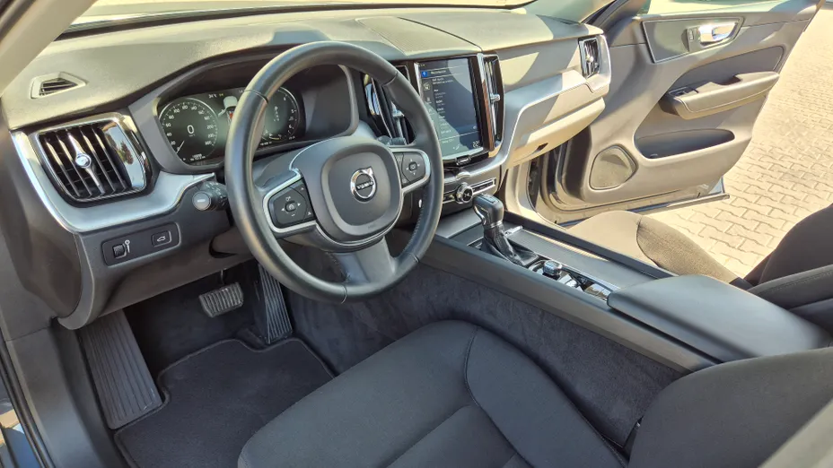 VOLVO XC60 XC60 D4 Momentum Pro aut