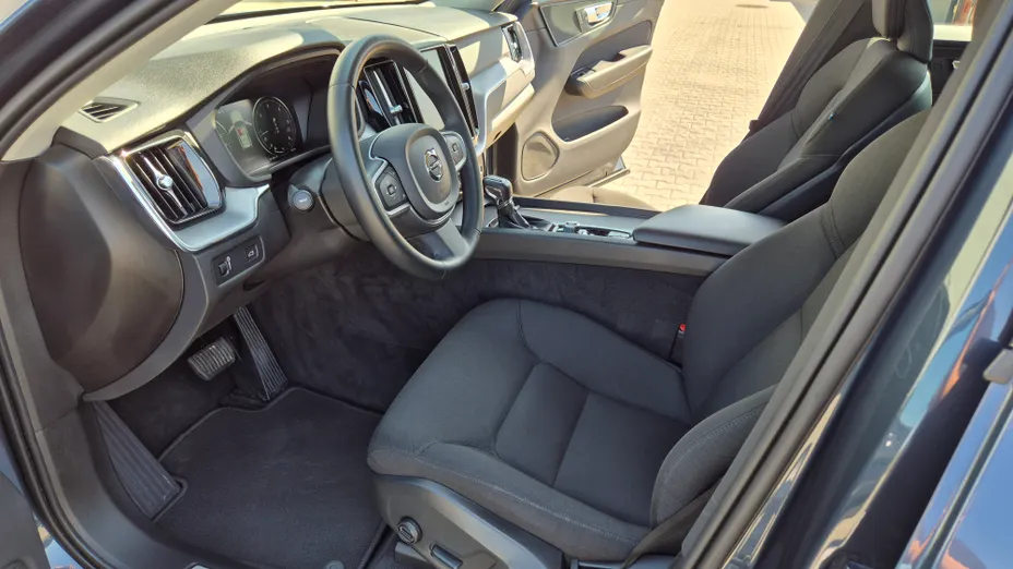 VOLVO XC60 XC60 D4 Momentum Pro aut