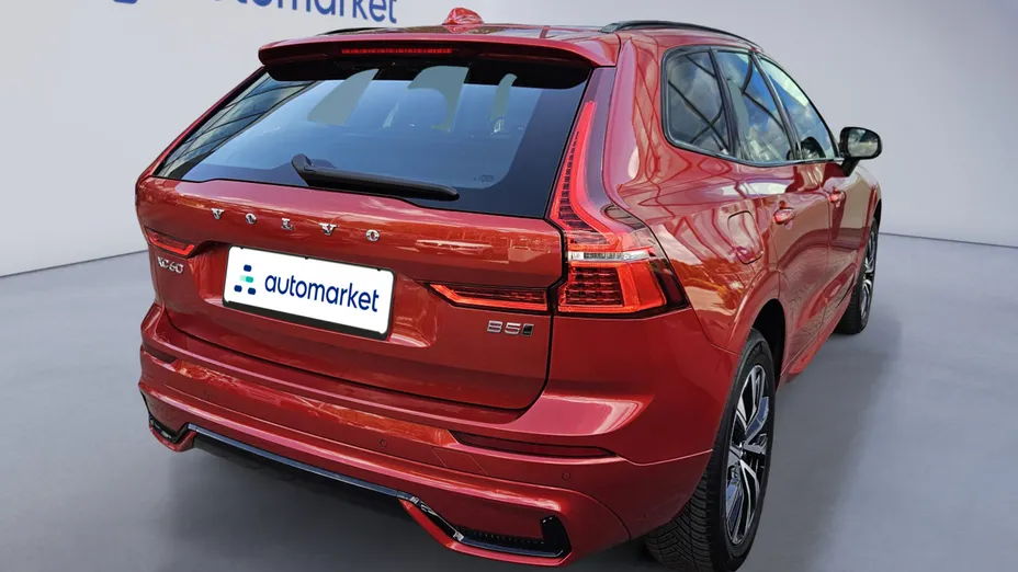 VOLVO XC60 XC60 B5 B AWD Plus Dark aut