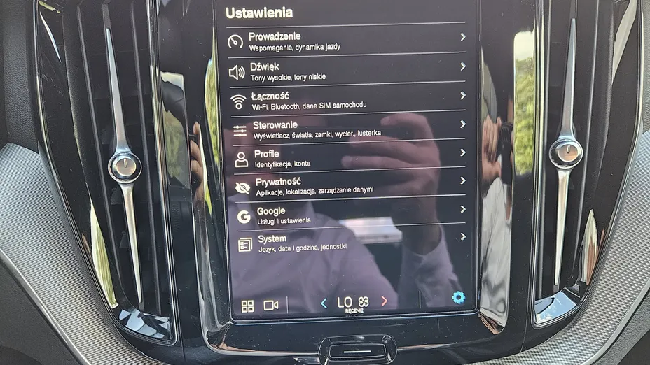 VOLVO XC60 XC60 B5 B AWD Plus Dark aut