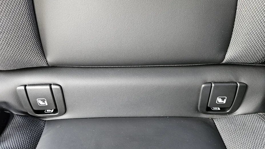 VOLVO XC60 XC60 B5 B AWD Plus Dark aut