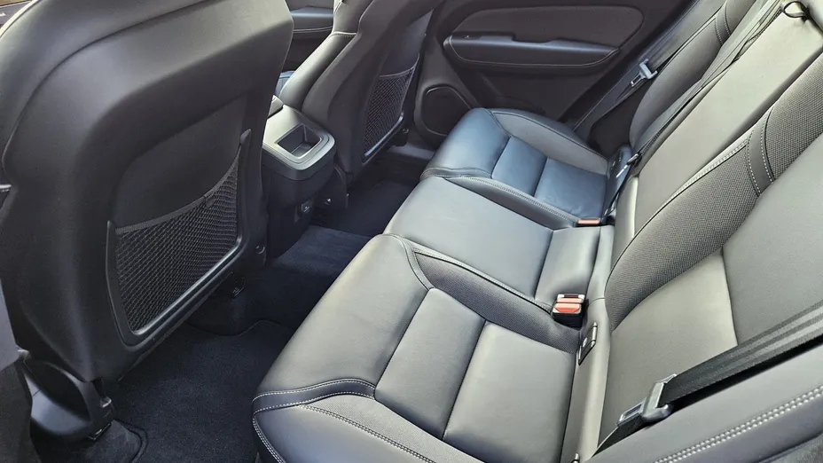 VOLVO XC60 XC60 B5 B AWD Plus Dark aut