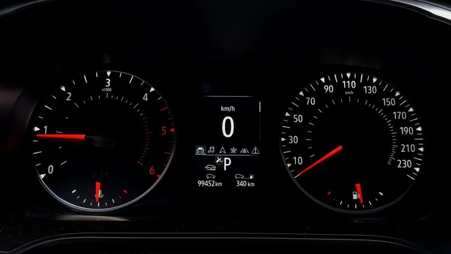 RENAULT Megane Megane 1.5 Blue dCi Zen EDC