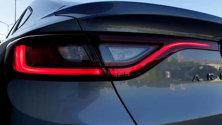 RENAULT Arkana Arkana 1.3 TCe mHEV Equilibre EDC