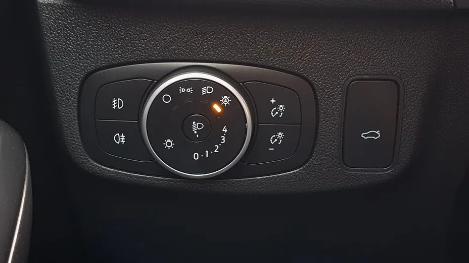 FORD Focus Focus 1.5 EcoBlue Titanium aut