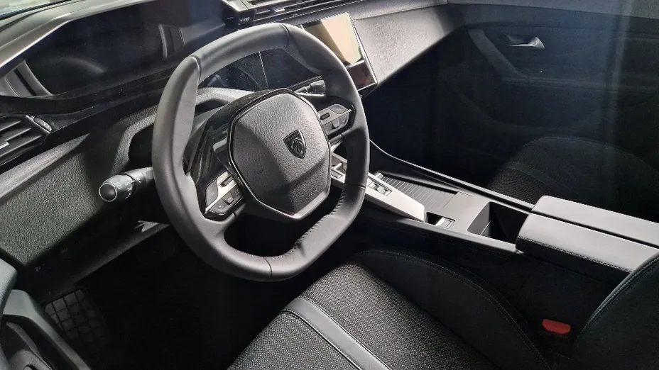 PEUGEOT 308 308 1.2 PureTech Allure Pack S&S EAT8