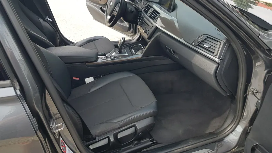 BMW Seria 3 318d Modern Line