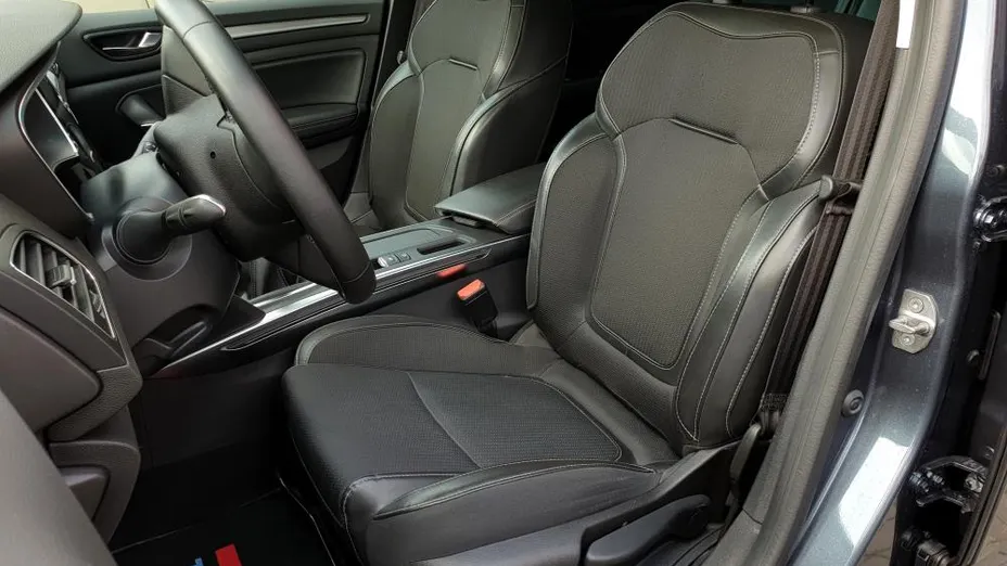 RENAULT Megane Megane 1.3 TCe FAP Techno