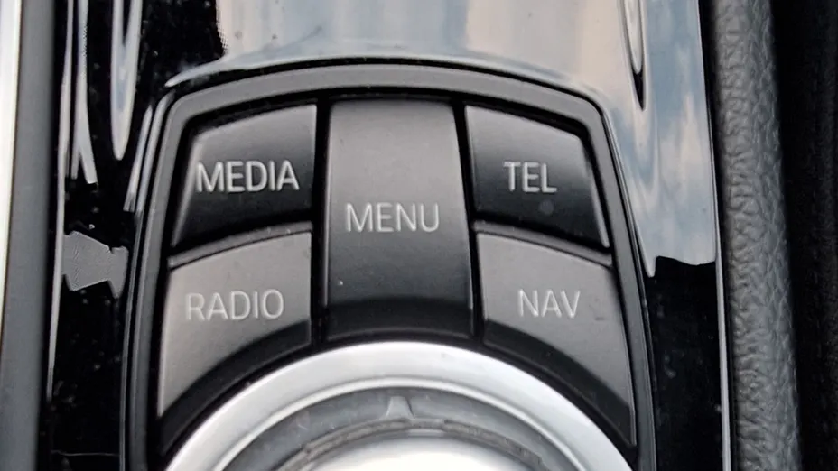 BMW Seria 2 218d Luxury Line sport-aut