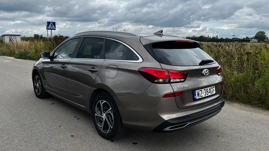 HYUNDAI i30 i30 1.5 T-GDI 48V Smart