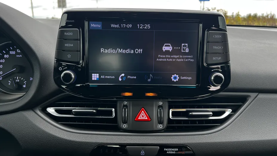 HYUNDAI i30 i30 1.5 T-GDI 48V Smart