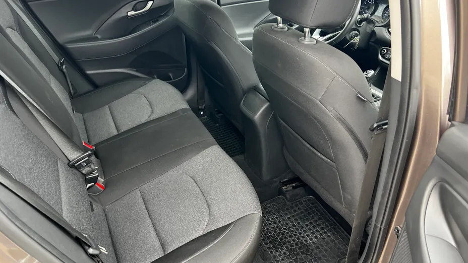 HYUNDAI i30 i30 1.5 T-GDI 48V Smart