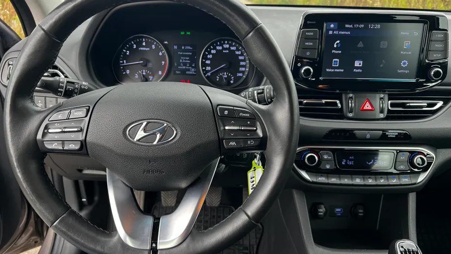 HYUNDAI i30 i30 1.5 T-GDI 48V Smart