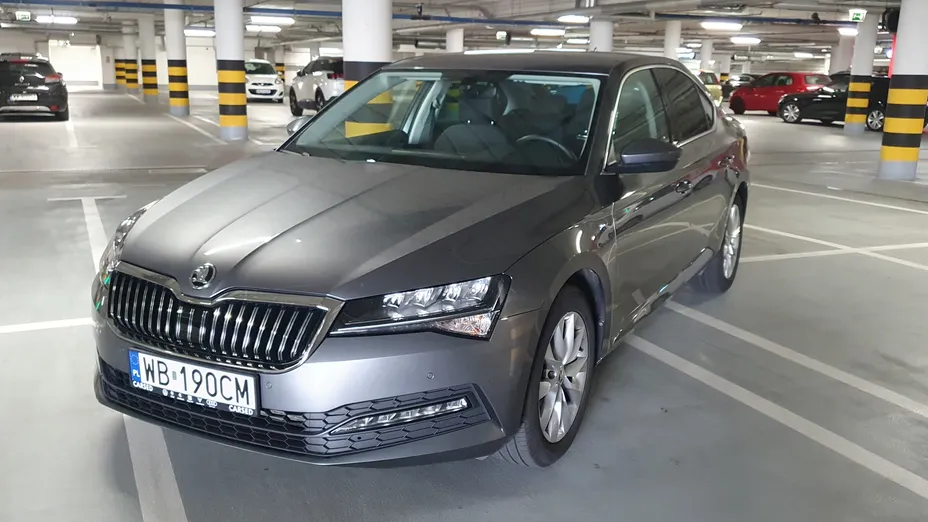 SKODA Superb Superb 1.5 TSI Ambition DSG
