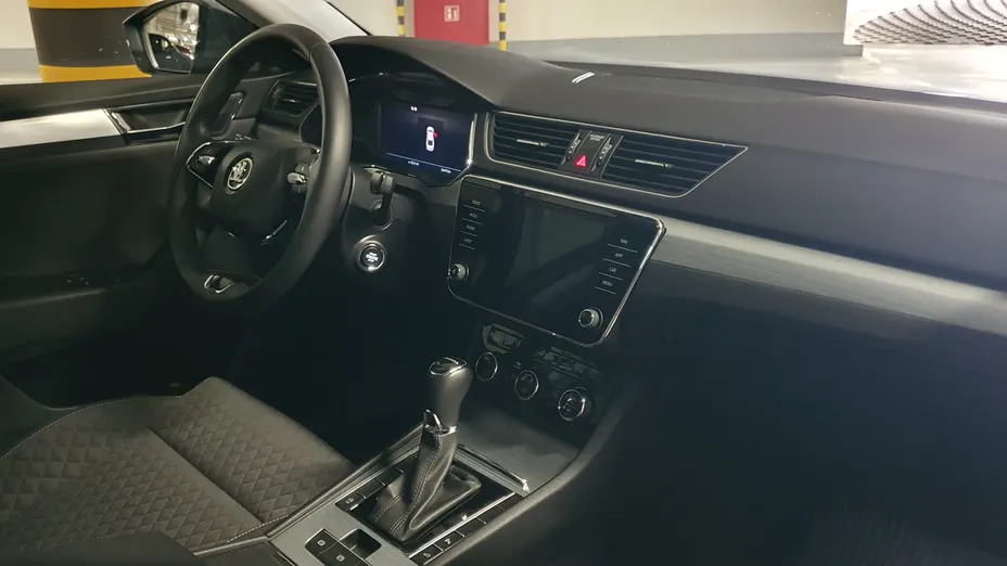 SKODA Superb Superb 1.5 TSI Ambition DSG