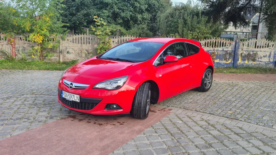 OPEL Astra Astra IV GTC 1.6 T Active